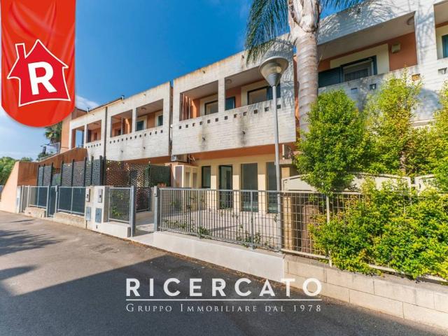 Ville Schiera in affitto a Lecce, Mezzagrande
