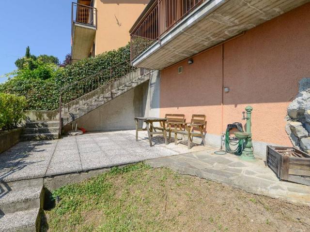 Villa Schiera in affitto a Longone Al Segrino, Lombardia