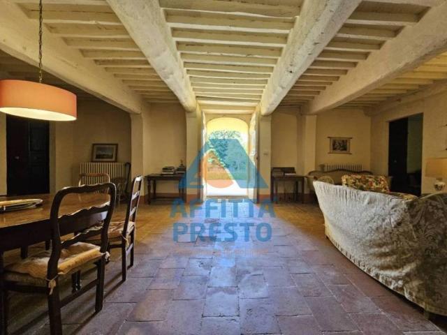 Villa Schiera in affitto a Lucca