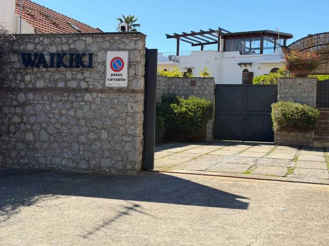 Villa Schiera in affitto a VI Circoscrizione, Messina