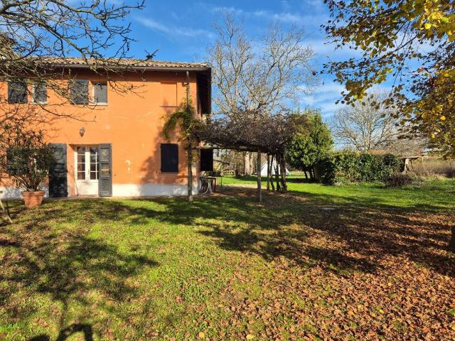 Villa Schiera in affitto a San Damaso, Modena