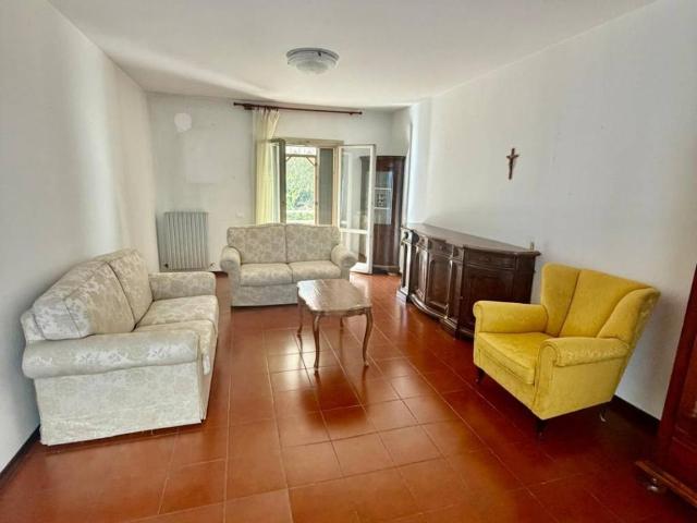 Villa Schiera in affitto a Rotonda, Modena