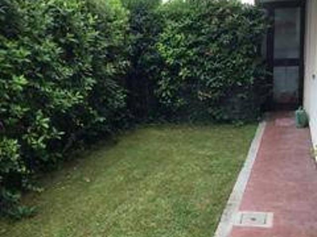 Villa Schiera in affitto a Montignoso, Toscana