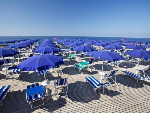 Villa Schiera in affitto a Torre Inserraglio, Puglia