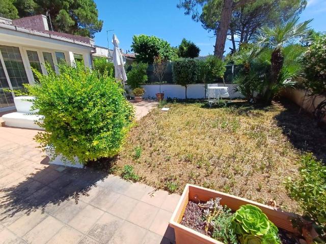 Villa Schiera in affitto a Rosa Marina di Ostuni, Puglia