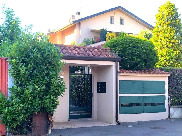 Villa Schiera in affitto a Zona Omogenea Milano Nord, Paderno Dugnano