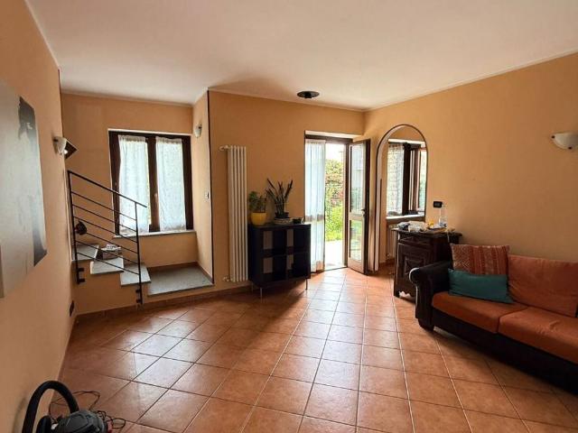 Villa Schiera in affitto a Piemonte, Torino