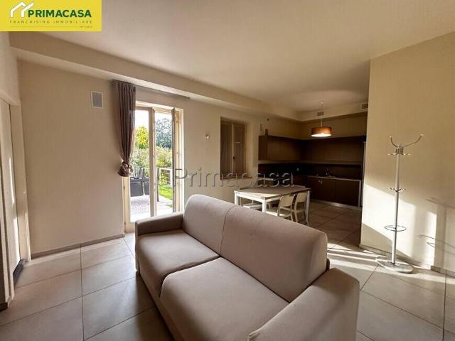 Villa Schiera in affitto a Prevalle, Lombardia