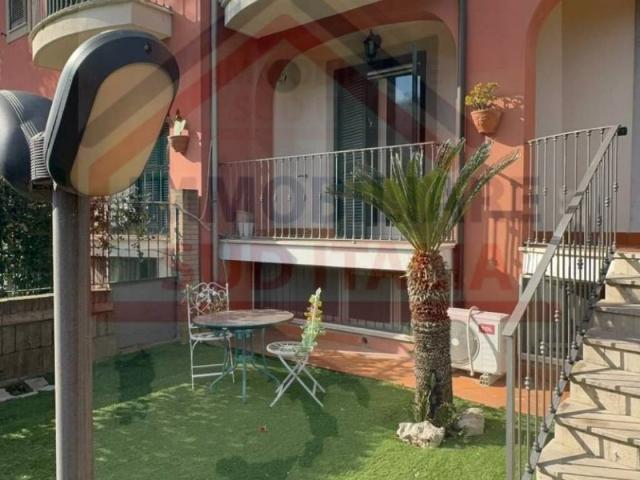Villa Schiera in affitto a Patatino, Quarto