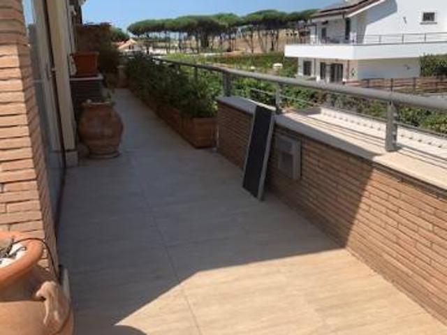 Villa Schiera in affitto a Casal Lumbroso, Roma Capitale