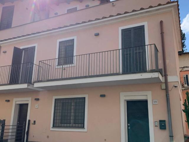 Villa Schiera in affitto a Municipio Roma XV, Roma Capitale