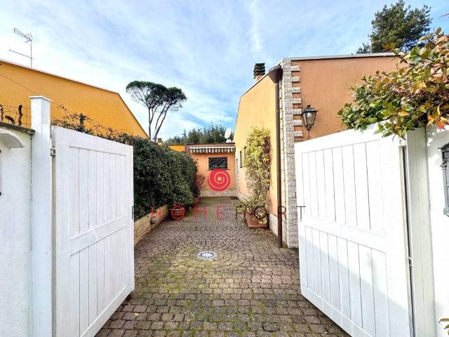 Villa Schiera in affitto a Olgiata, Roma Capitale