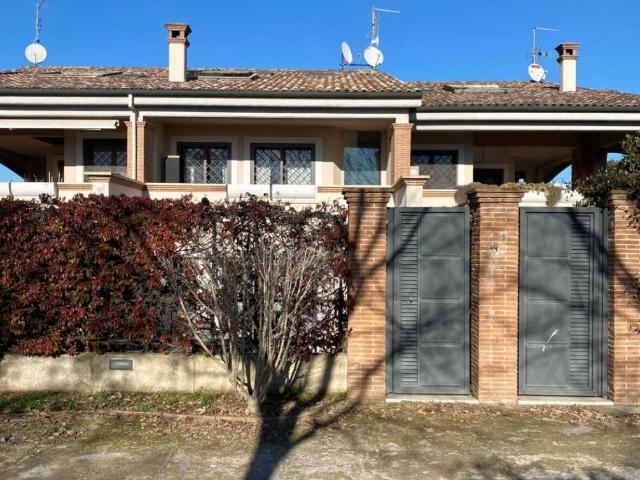 Villa Schiera in affitto a Roma Capitale, Lazio