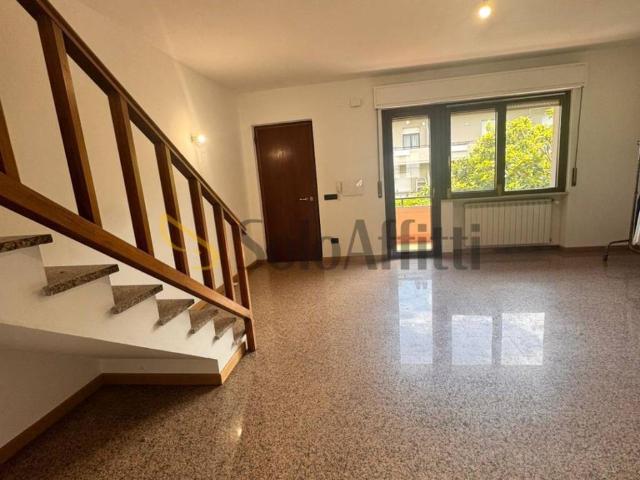 Villa Schiera in affitto a Villa Raspa, Spoltore