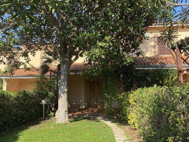 Villa Schiera in affitto a Tarquinia, Lazio