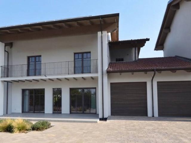 Villa Schiera in affitto a Piemonte, Cuneo