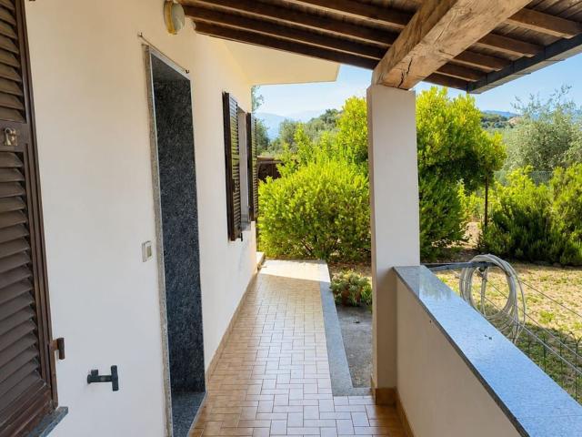 Casa in affitto a Caramagnetta, Imperia