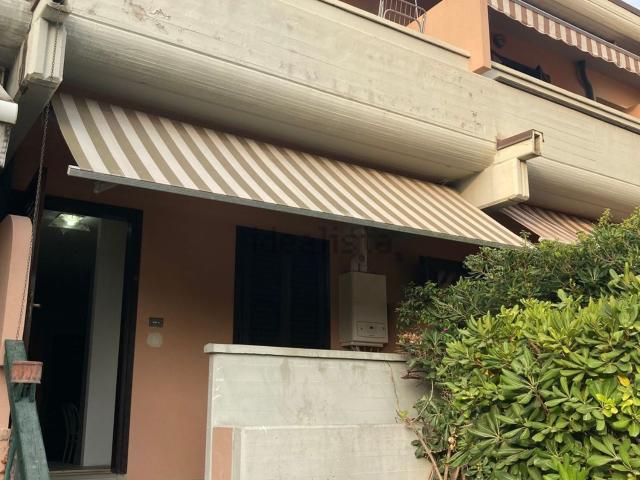 Casa in affitto a Marina di Massa, Marina Di Massa
