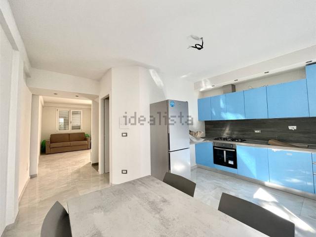 Casa in affitto a Centro Direzionale, Prato