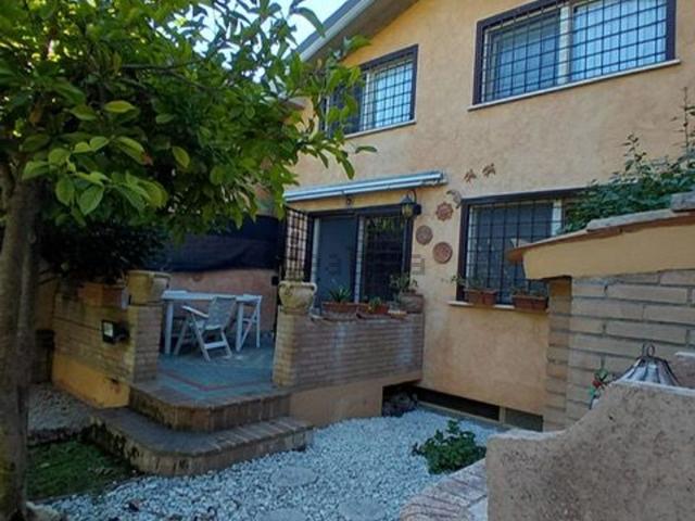 Casa in affitto a Casal Palocco, Roma