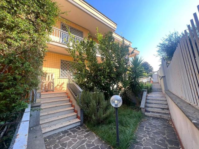 Casa in affitto a Mezzocammino, Roma