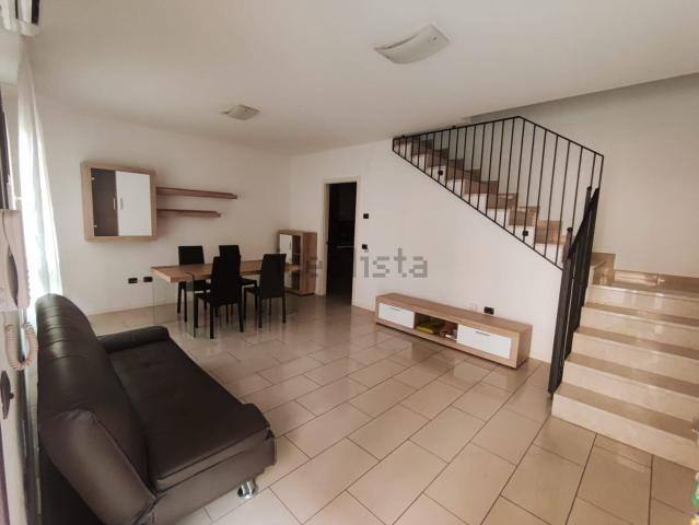 Casa in affitto a Centro Storico, Modena