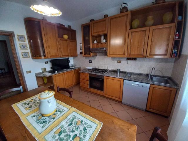 Casa in affitto a Ponzano Magra, Santo Stefano Di Magra