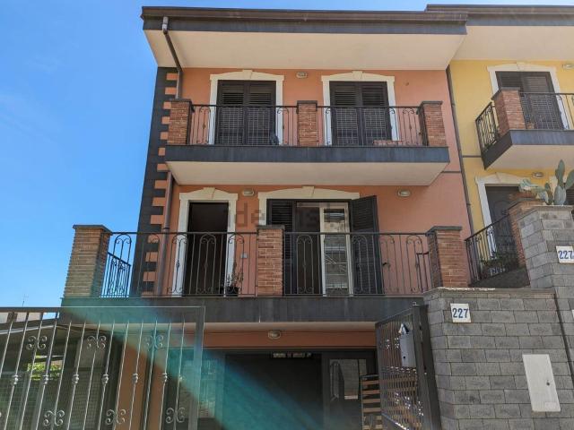 Casa in affitto a Acireale, Sicilia