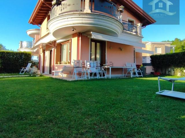 Casa in affitto a Padenghe Sul Garda, Lombardia