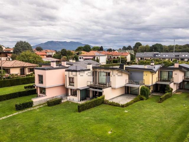 Casa in affitto a Ispra, Lombardia