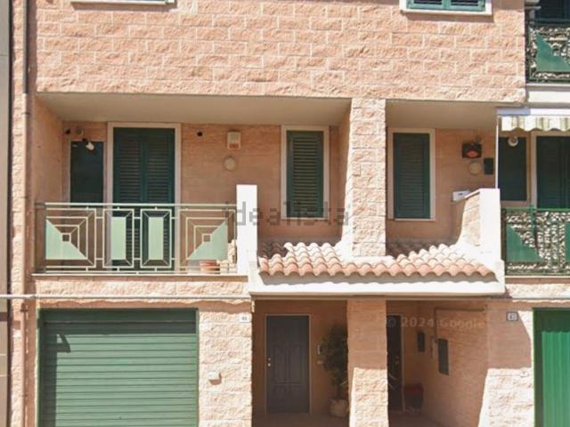 Casa in affitto a C.E.P., Puglia