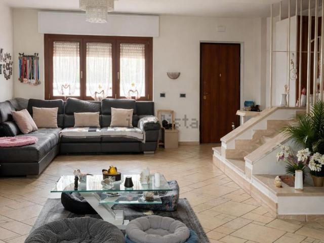 Casa in affitto a Nuova Latina, Latina