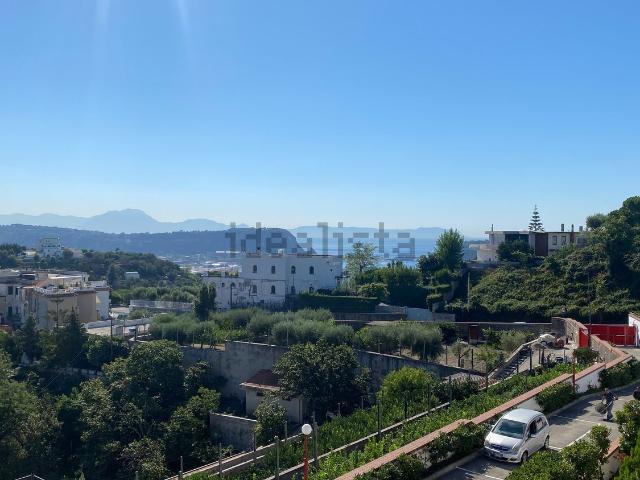 Casa in affitto a Municipalità 10, Campania