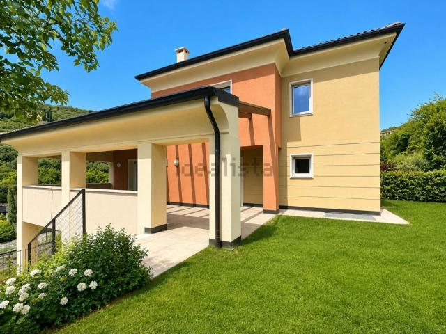 Casa in affitto a Quinzano, Brenzone