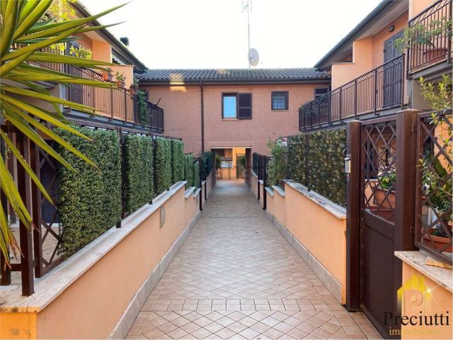 Casa in affitto a Municipio Roma XII, Roma Capitale