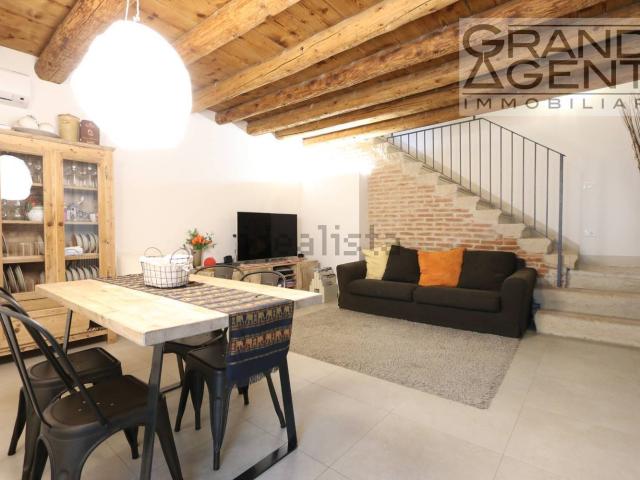 Casa in affitto a Sud-Ovest, Brenzone