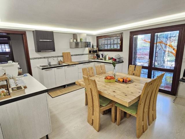 Villa Schiera in vendita a Abano Terme Bagni, Veneto