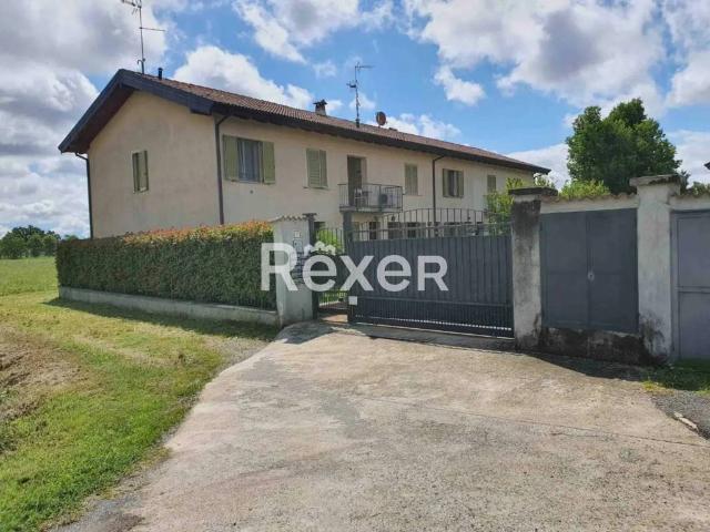 Villa Schiera in vendita a Abbadia Cerreto, Lombardia