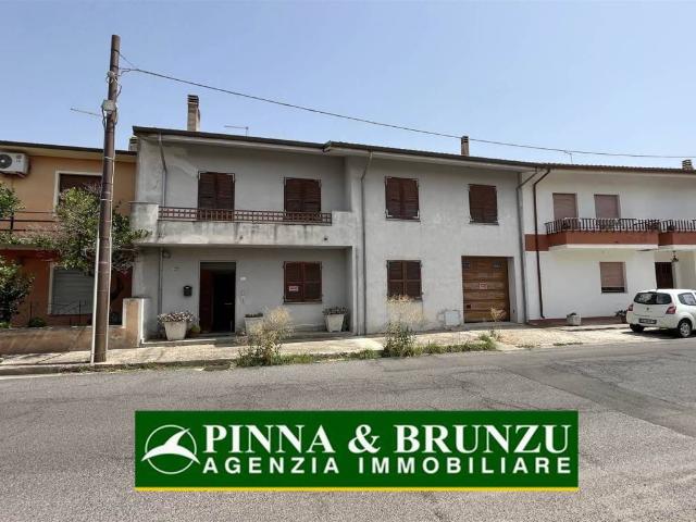 Villa Schiera in vendita a Abbasanta, Sardigna/Sardegna