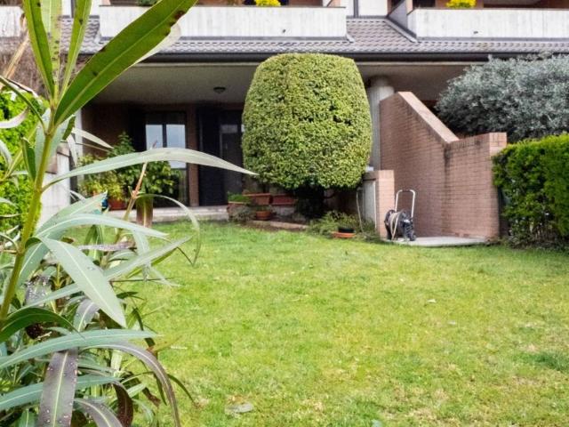 Villa Schiera in vendita a Abbiategrasso, Lombardia