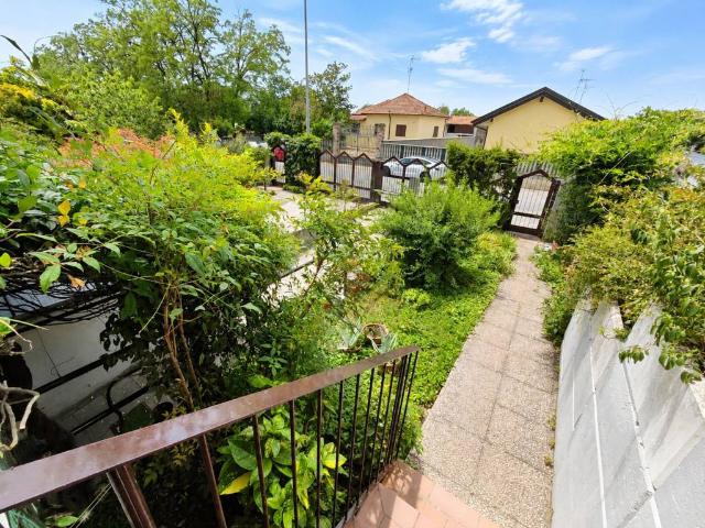 Villa Schiera in vendita a Abbiategrasso, Lombardia