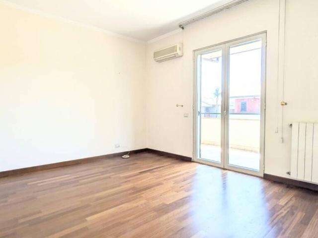 Villa Schiera in vendita a Aci Catena, Catania