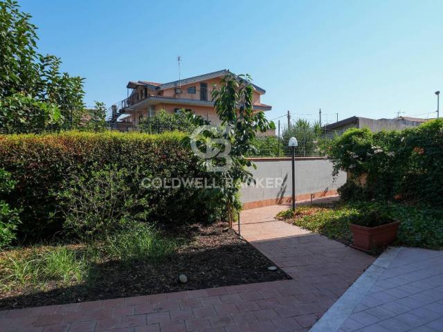 Villa Schiera in vendita a Acireale, Sicilia