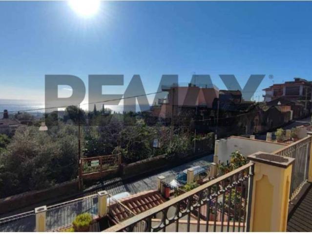 Villa Schiera in vendita a San Giovanni Bosco, Acireale