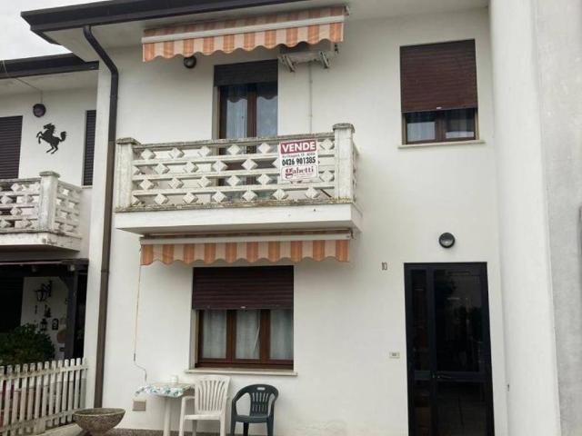 Villa Schiera in vendita a Borgo Dolomiti, Adria