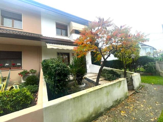 Villa Schiera in vendita a Adria, Veneto