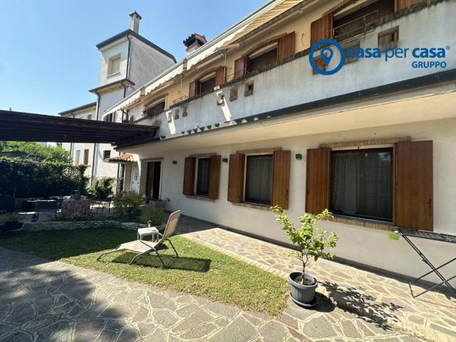 Villa Schiera in vendita a Borgo Dolomiti, Adria