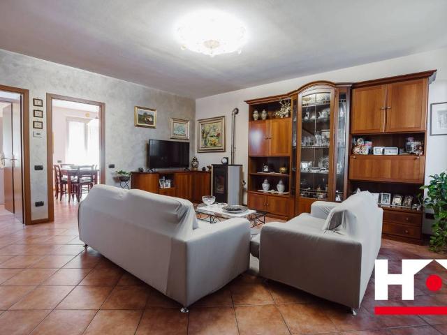Villa Schiera in vendita a Adro, Brescia