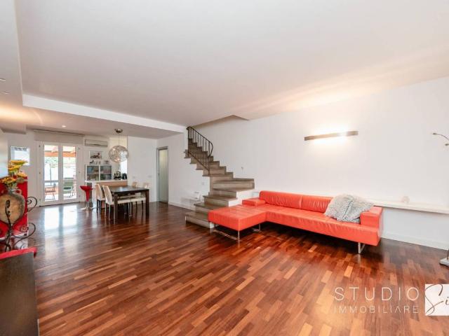 Villa Schiera in vendita a Spedalino Asinelli, Agliana