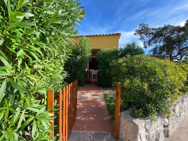 Villa Schiera in vendita a Aglientu, Sardigna/Sardegna